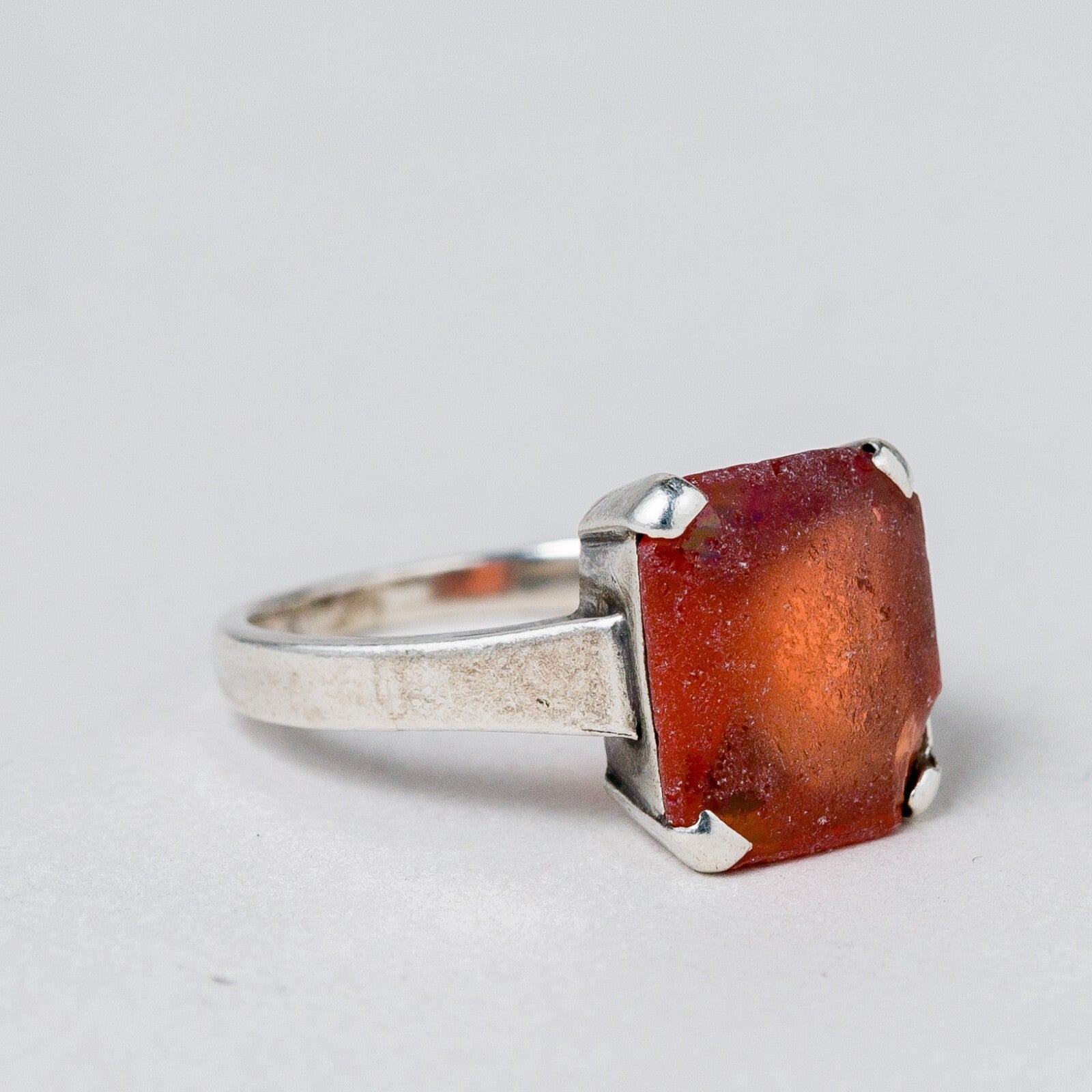 Silber Ring 830 Roter Stein Größe 51 (16,2 mm Ø) 3,44 g5