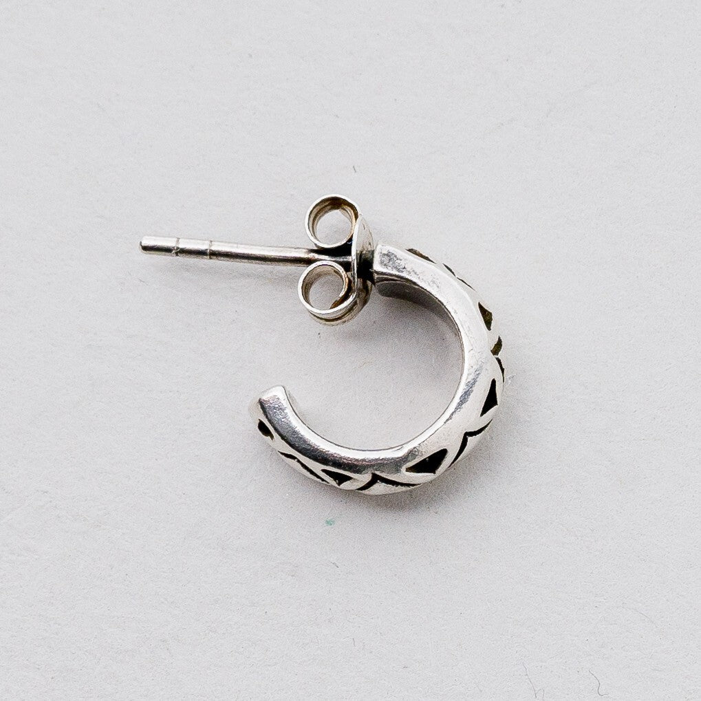 Einzelner Ohrring Halbe Creole 925 Silber 1,25 g4