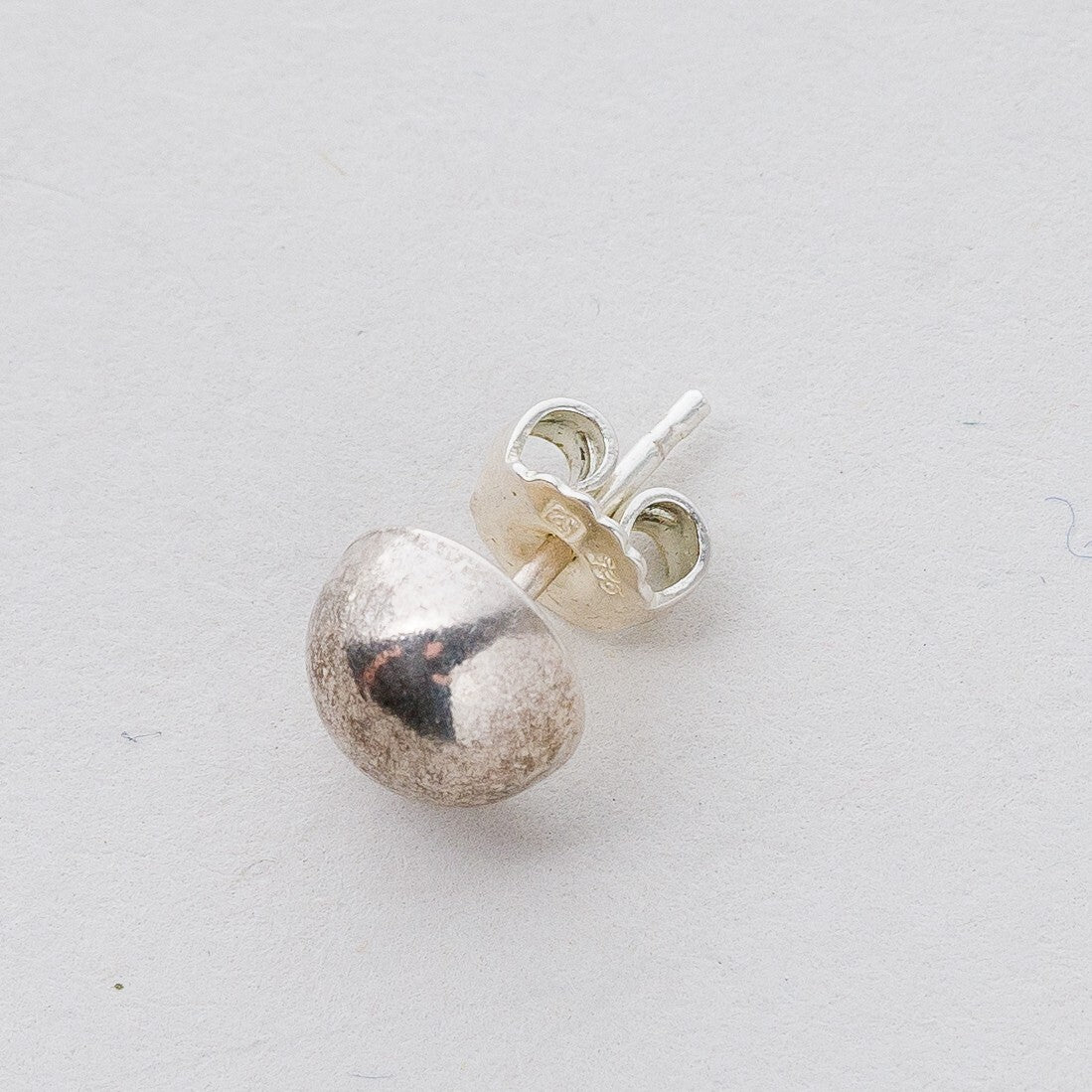 Ohrringe Ohrstecker Silber Halbkugel 1,22 g2