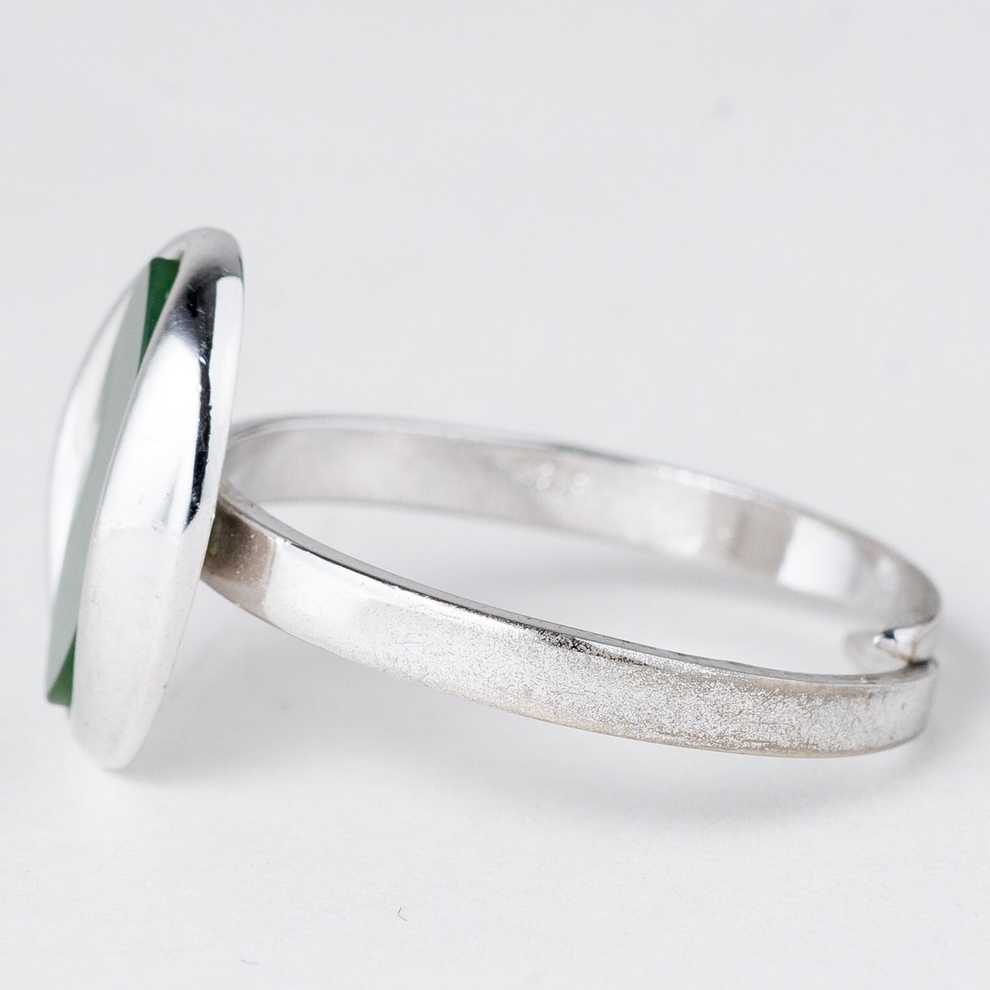 Silber Ring 835 Grüner Stein Größe flexibel ca. 60 3,91 g4