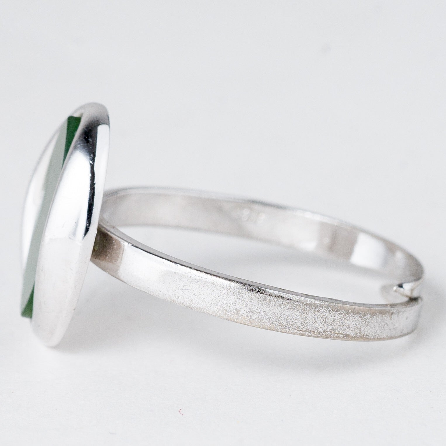 Silber Ring 835 Grüner Stein Größe flexibel ca. 60 3,91 g4