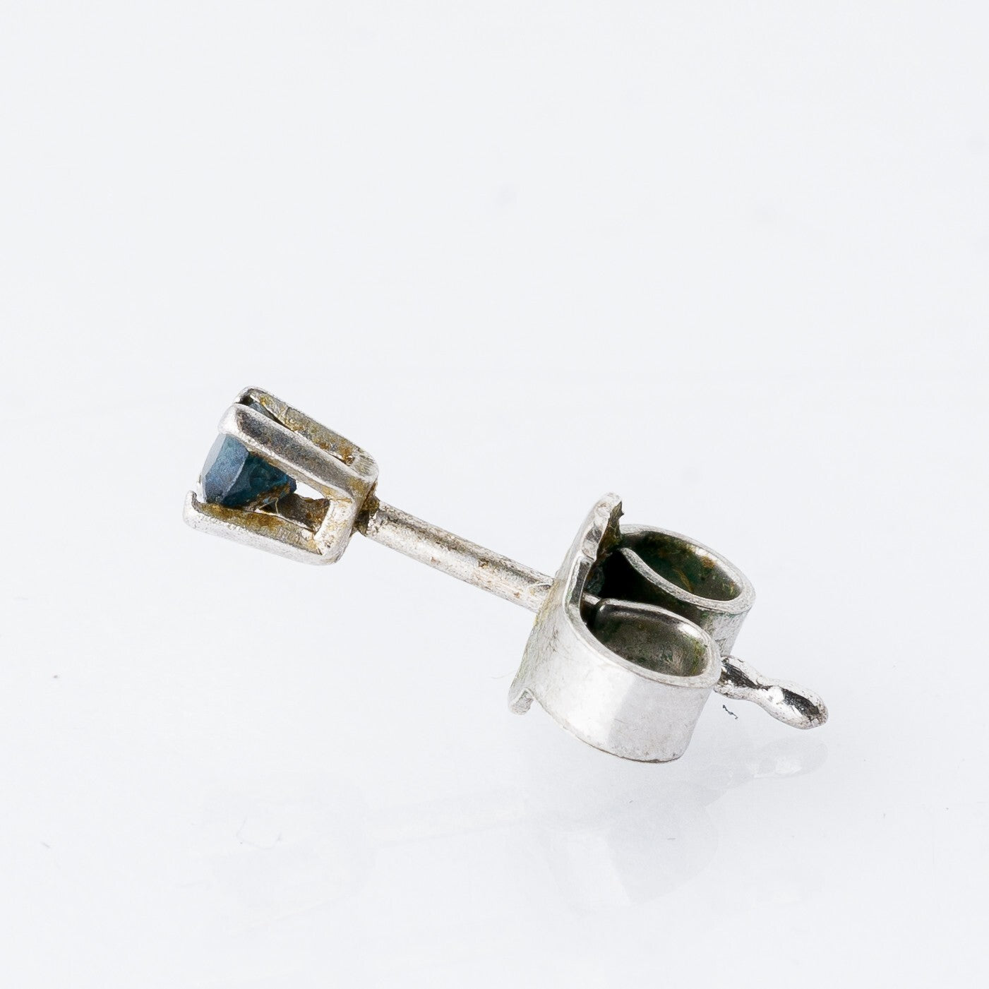 Einzelner Ohrring Ohrstecker Schwarzer Stein Silber 0,35 g3