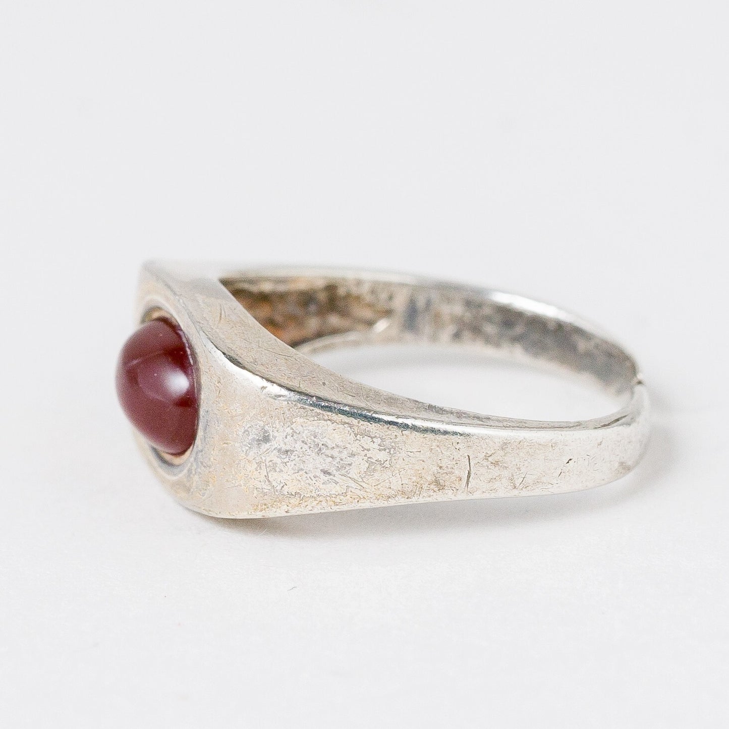 Silber Ring 835 Roter Stein Größe flexibel ca. 54 4,52 g1
