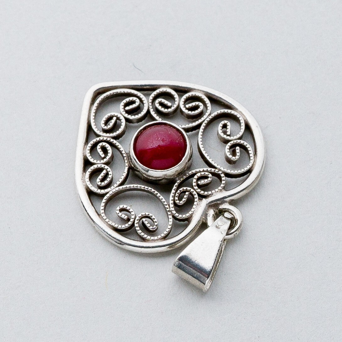 Silber Anhänger Kettenanhänger 835 Herz Roter Stein 1,35 g1