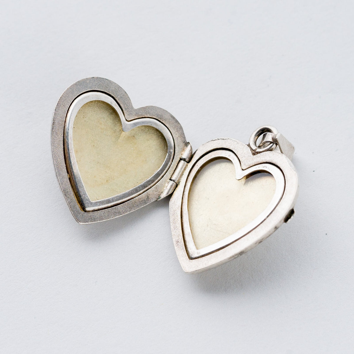 Anhänger 835 Silber Medaillon Herz 3,2 cm 5,52 g6