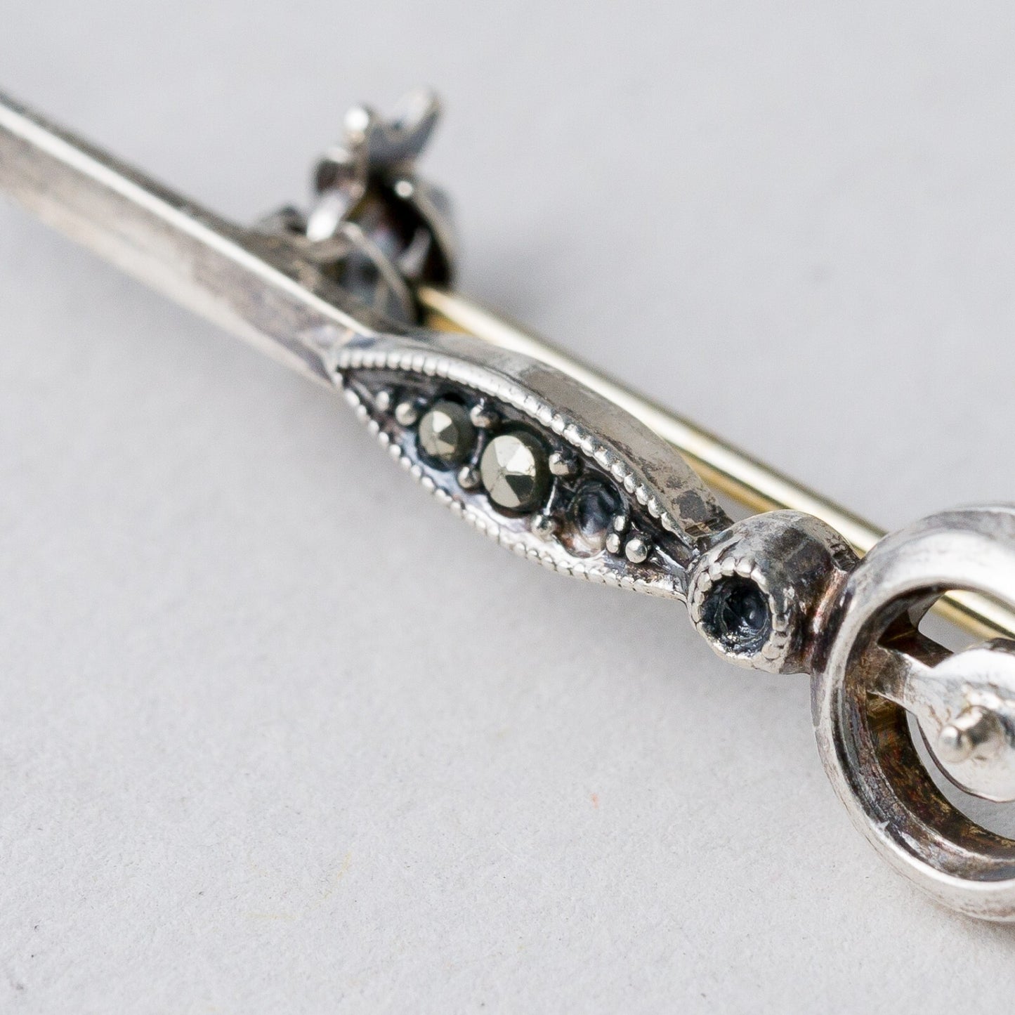 Brosche 835 Silber Graue Steine 5,5 cm 2,73 g2