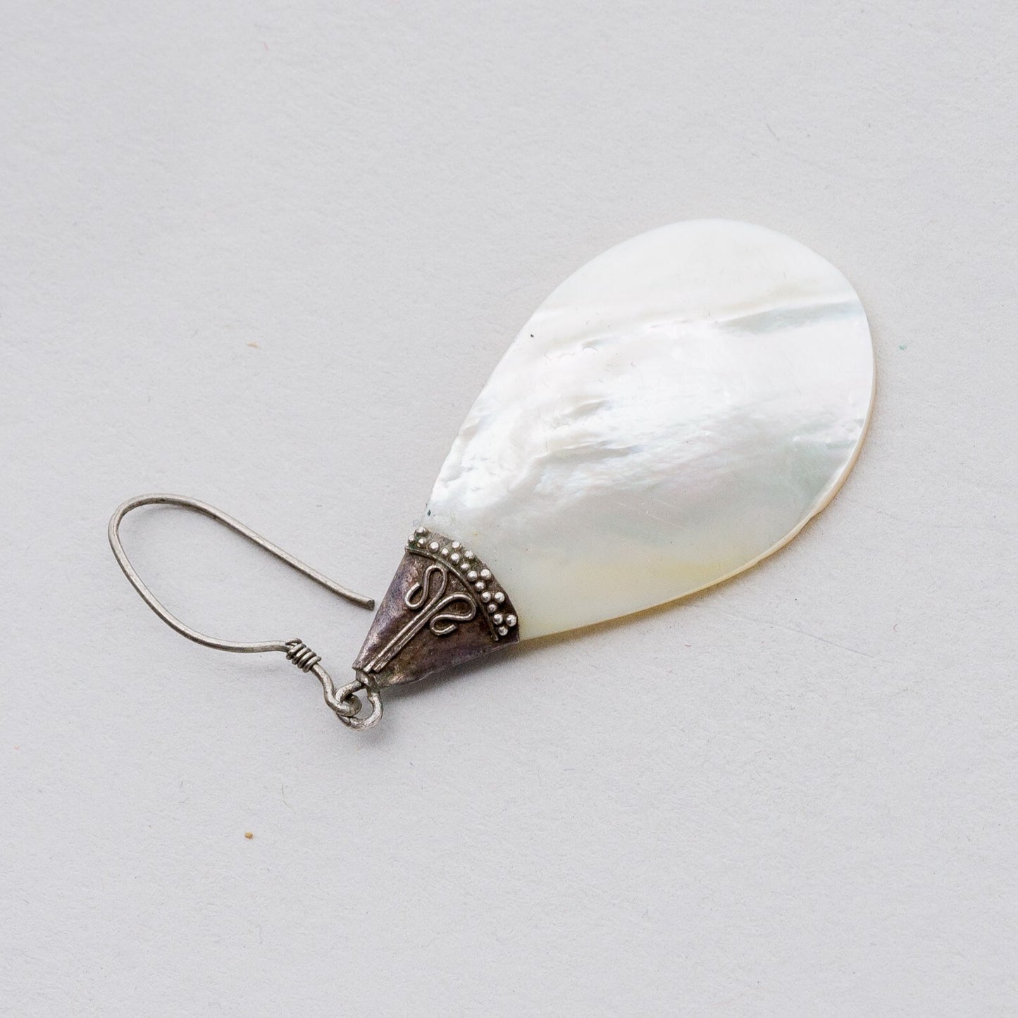 Einzelner Ohrring Hängeohrring Silber Perlmutt 2,76 g2