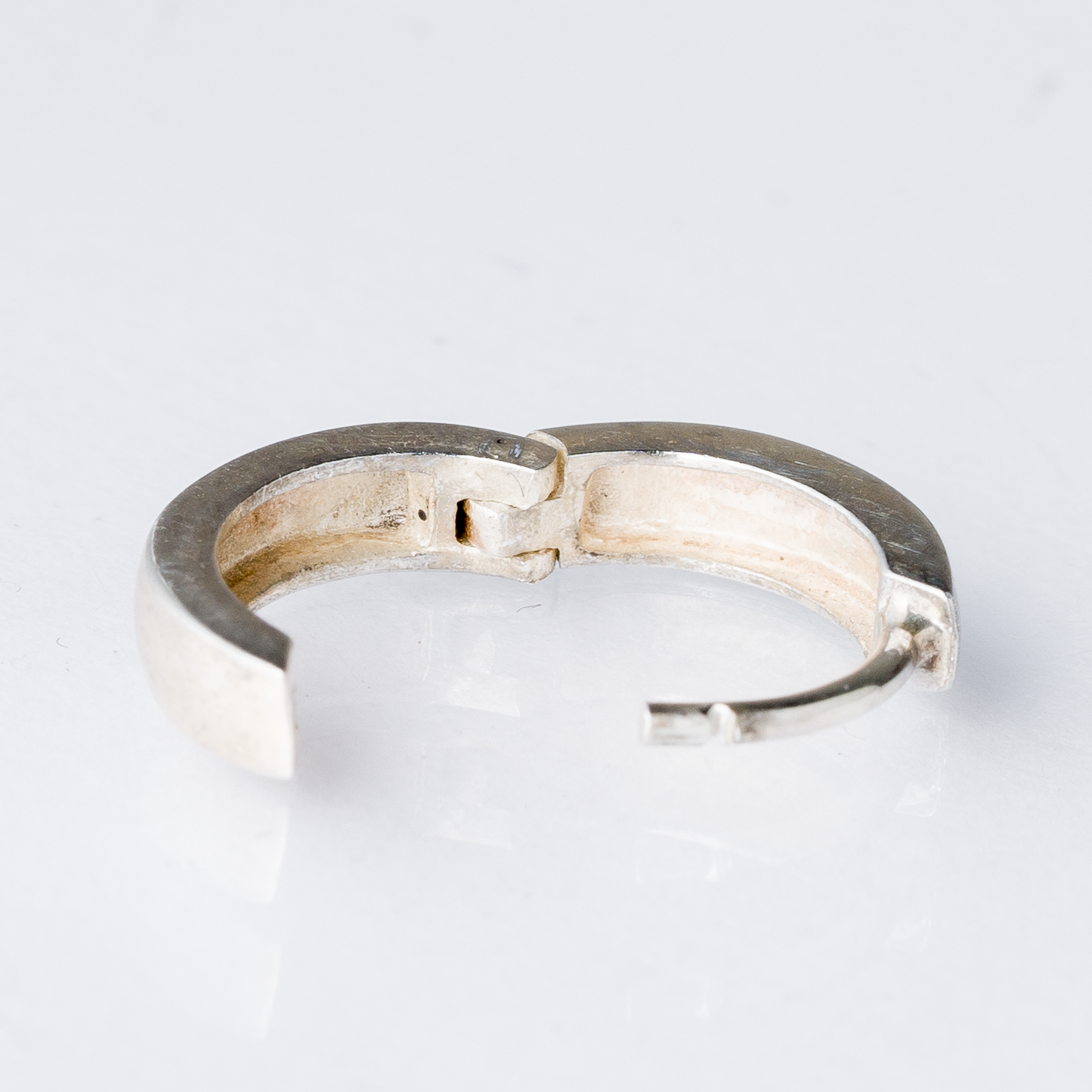 Einzelner Ohrring Huggie 925er Silber 0,84 g5