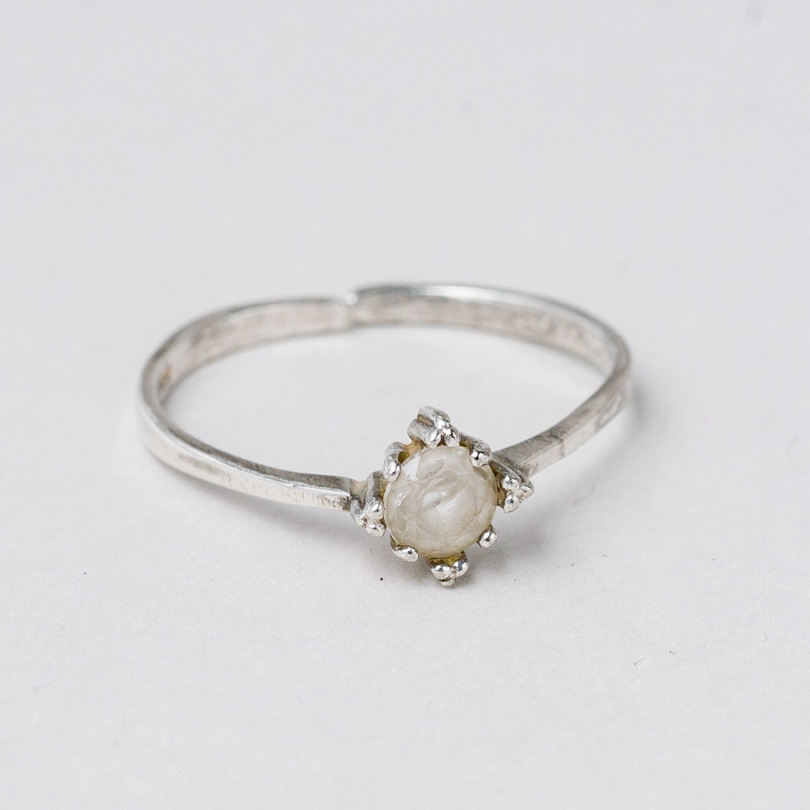 Ring 835 Silber Weißer Stein Größe flexibel ca. 59 1,56 g5