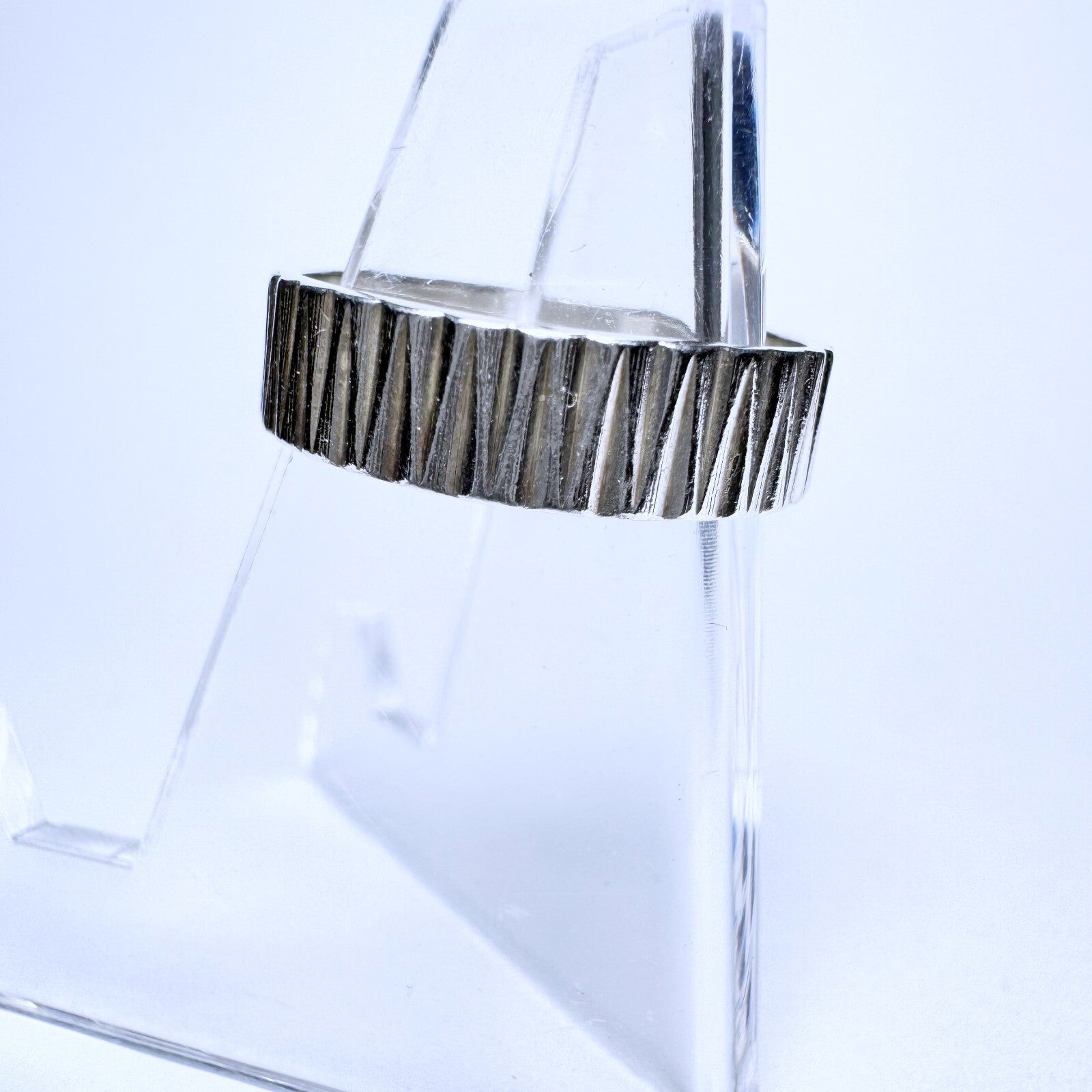 Ring 835er Silber Größe 53 geriffelt 2,58g2
