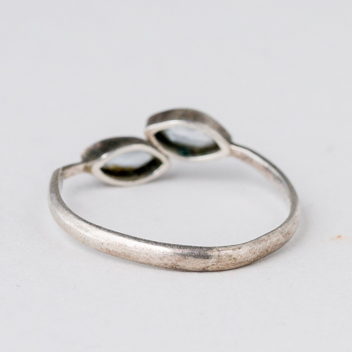 Silber Ring 925 Weiße Steine flexibel ca. 52 0,86 g3