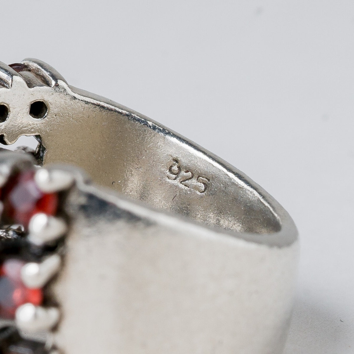 Silber Ring 925 Rote Steine Größe 56 (17,8 mm Ø) 12,61 g5