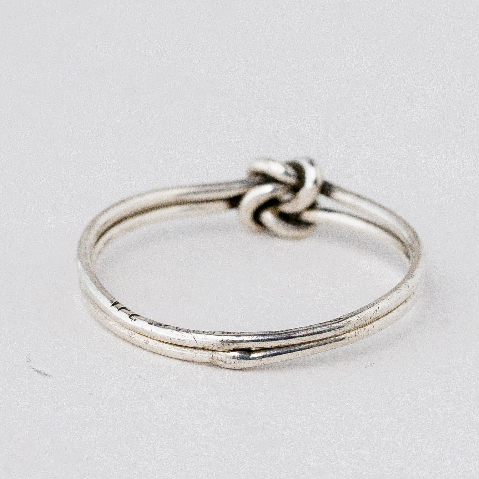 Silber Ring 56 (17,8 mm Ø) Knoten 1,11 g6