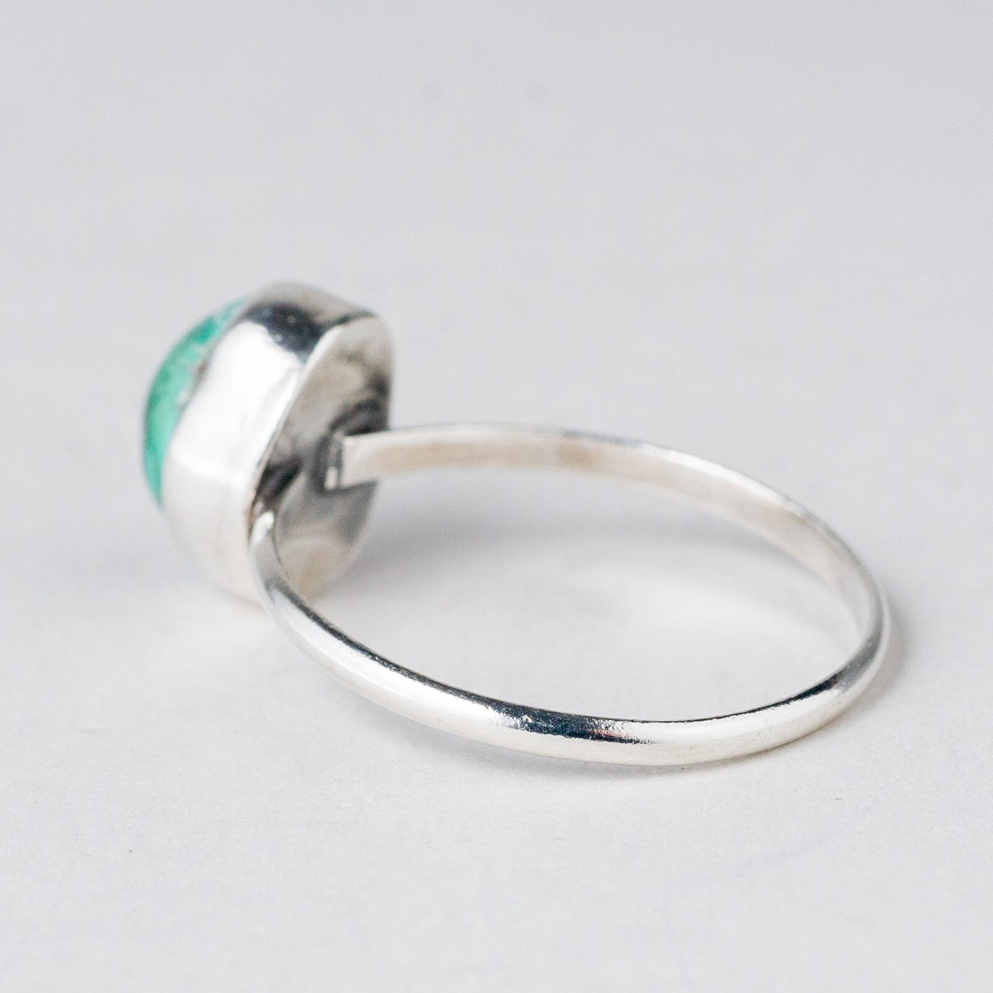 Silber Ring Grüner Stein Größe 56 (17,8 mm Ø) 1,37 g2