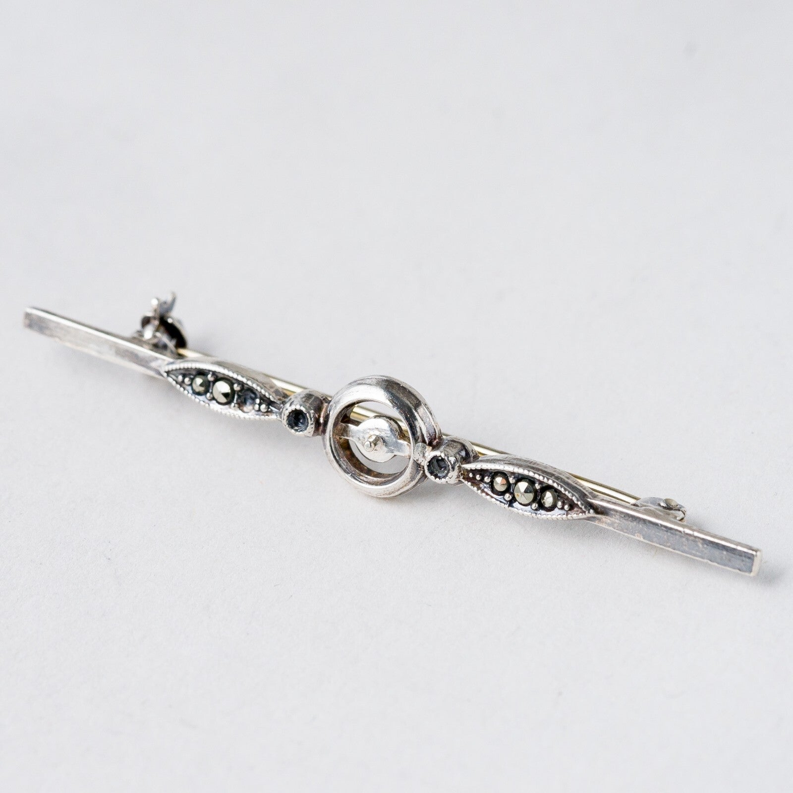 Brosche 835 Silber Graue Steine 5,5 cm 2,73 g1
