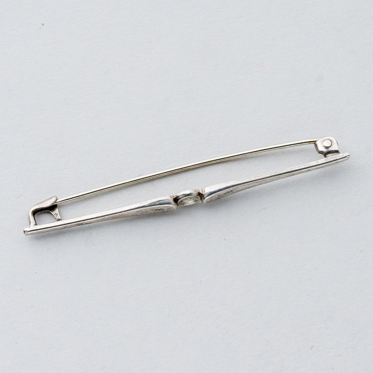 Silber Brosche Spange 835 Ohne Stein 1,97 g1