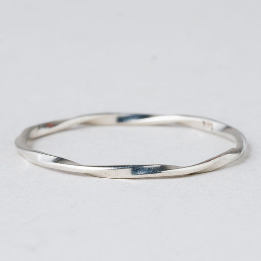 Silber Ring 835 Größe 57 (18,1 mm Ø) 0,45 g0