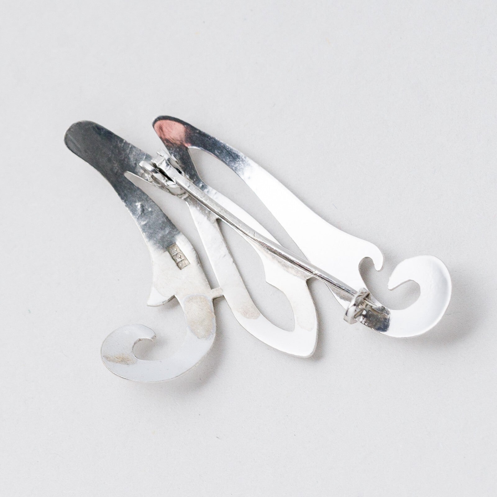 Brosche 835 Silber "M" 2,6 cm 2,13 g3