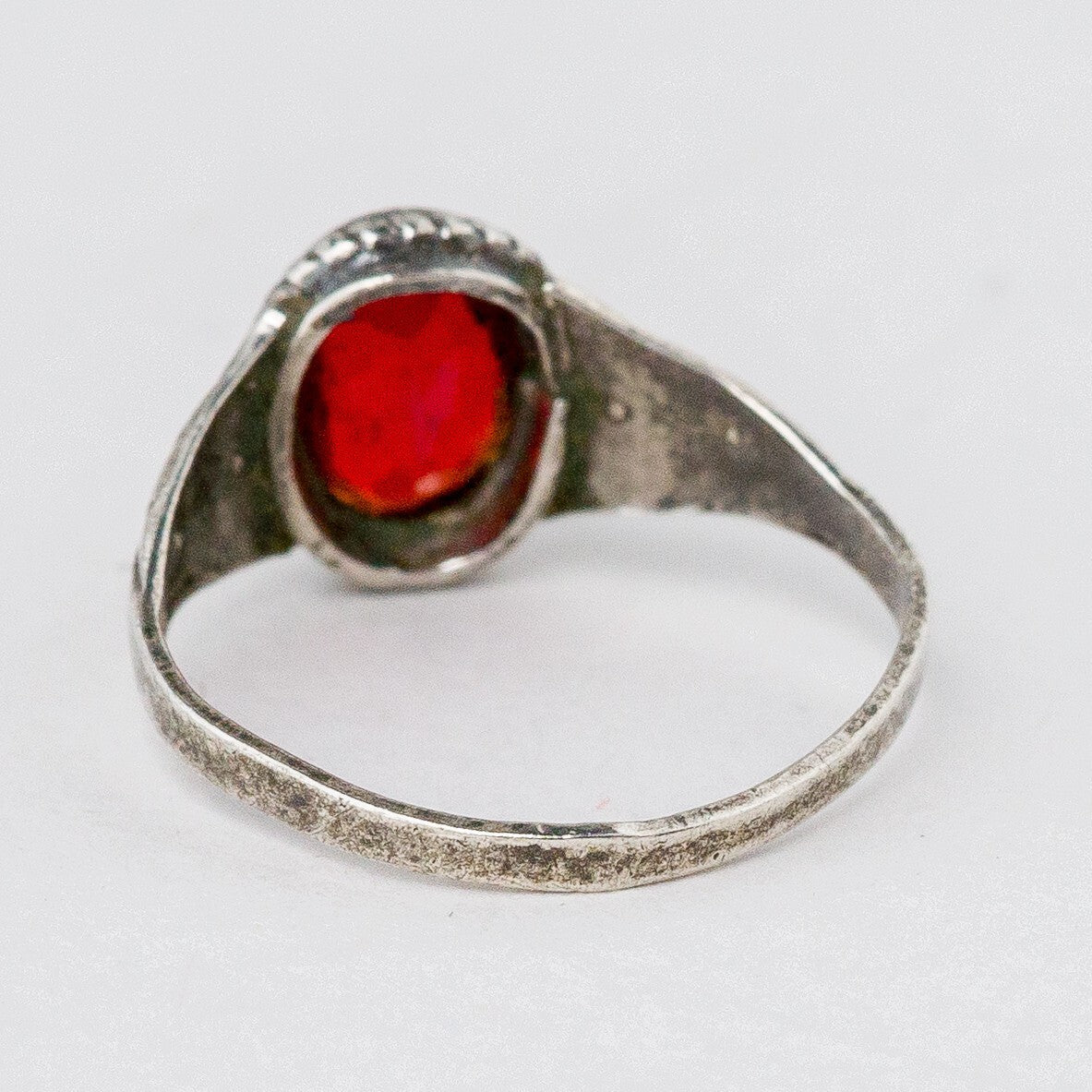 Silber Ring 42 (13,4 mm Ø) 800 Roter Stein 0,86 g4