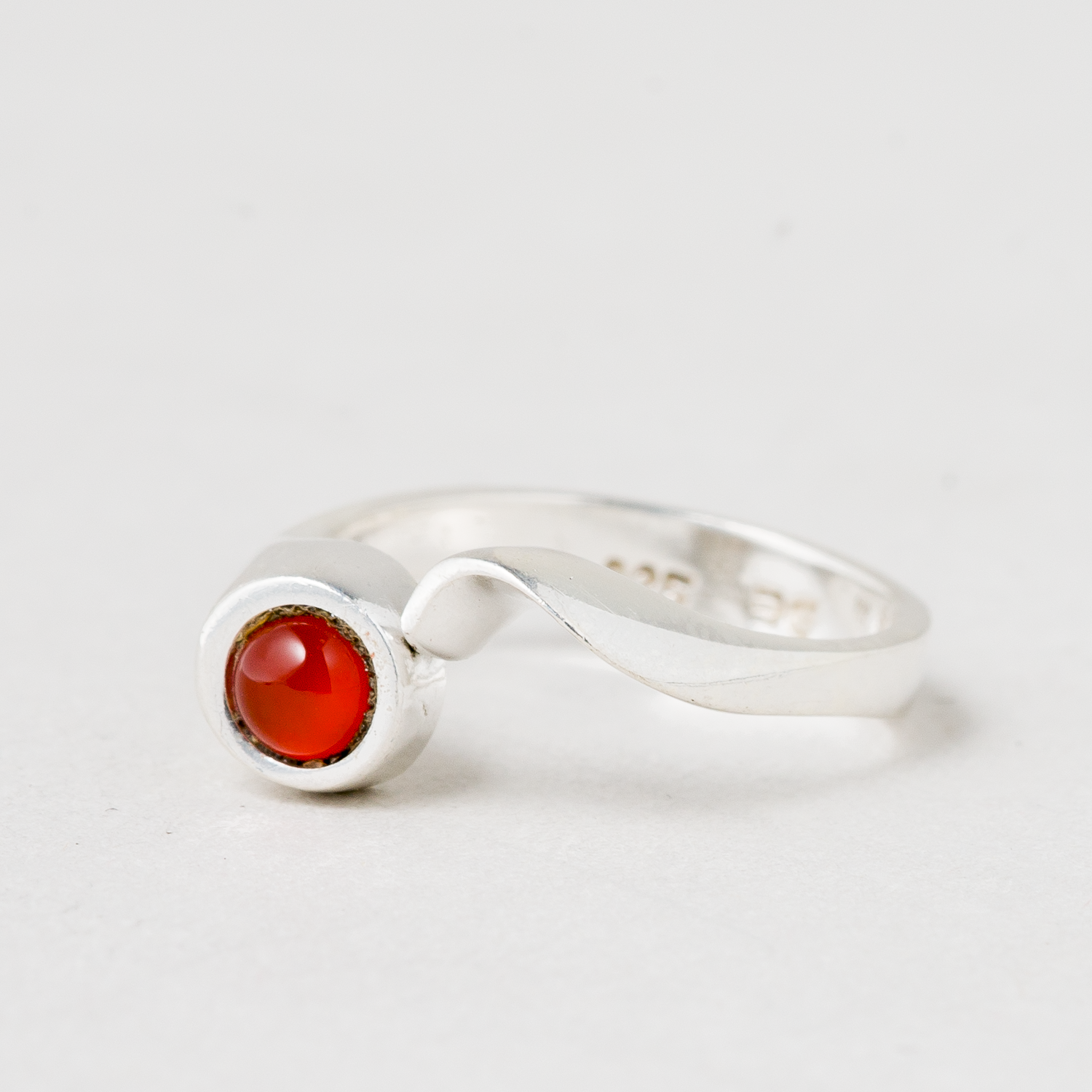 Ring Roter Stein 925er Silber 2,82 g Größe flexibel0