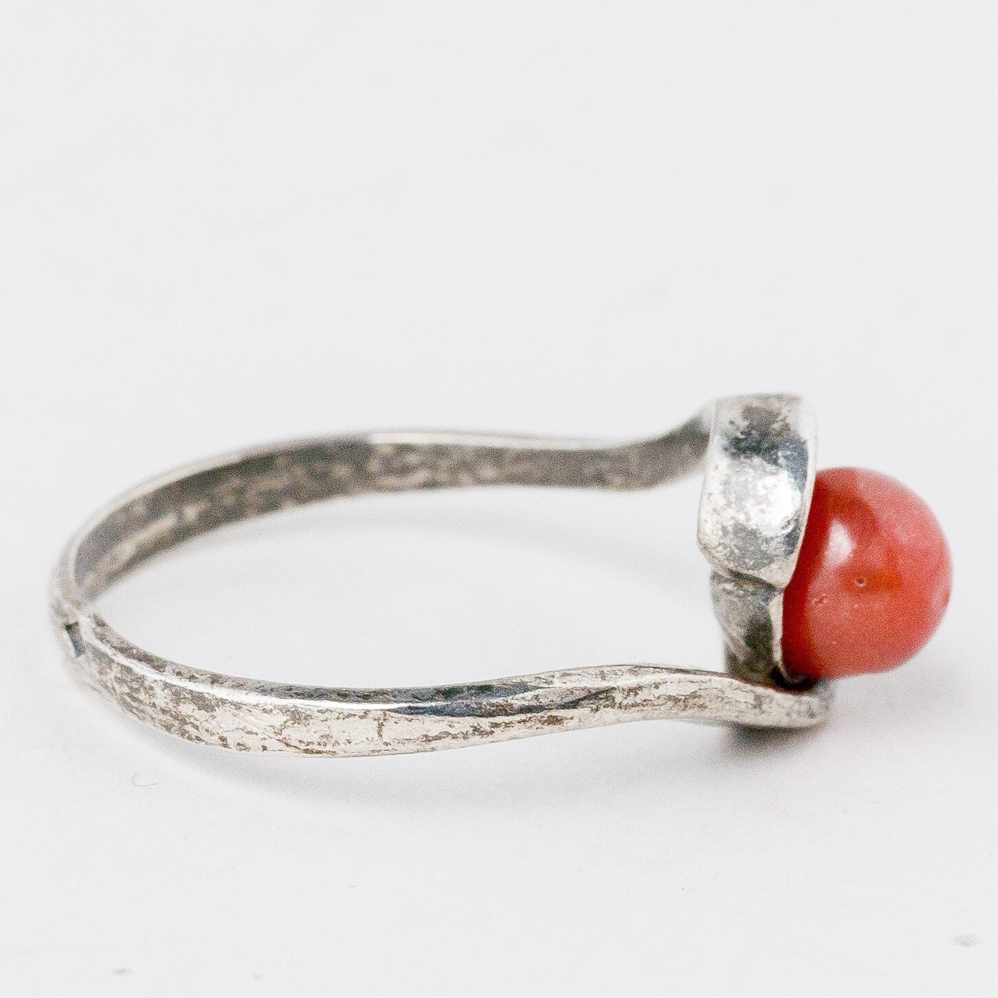 Silber Ring 50 (15,9 mm Ø) Roter Stein 1,6 g3