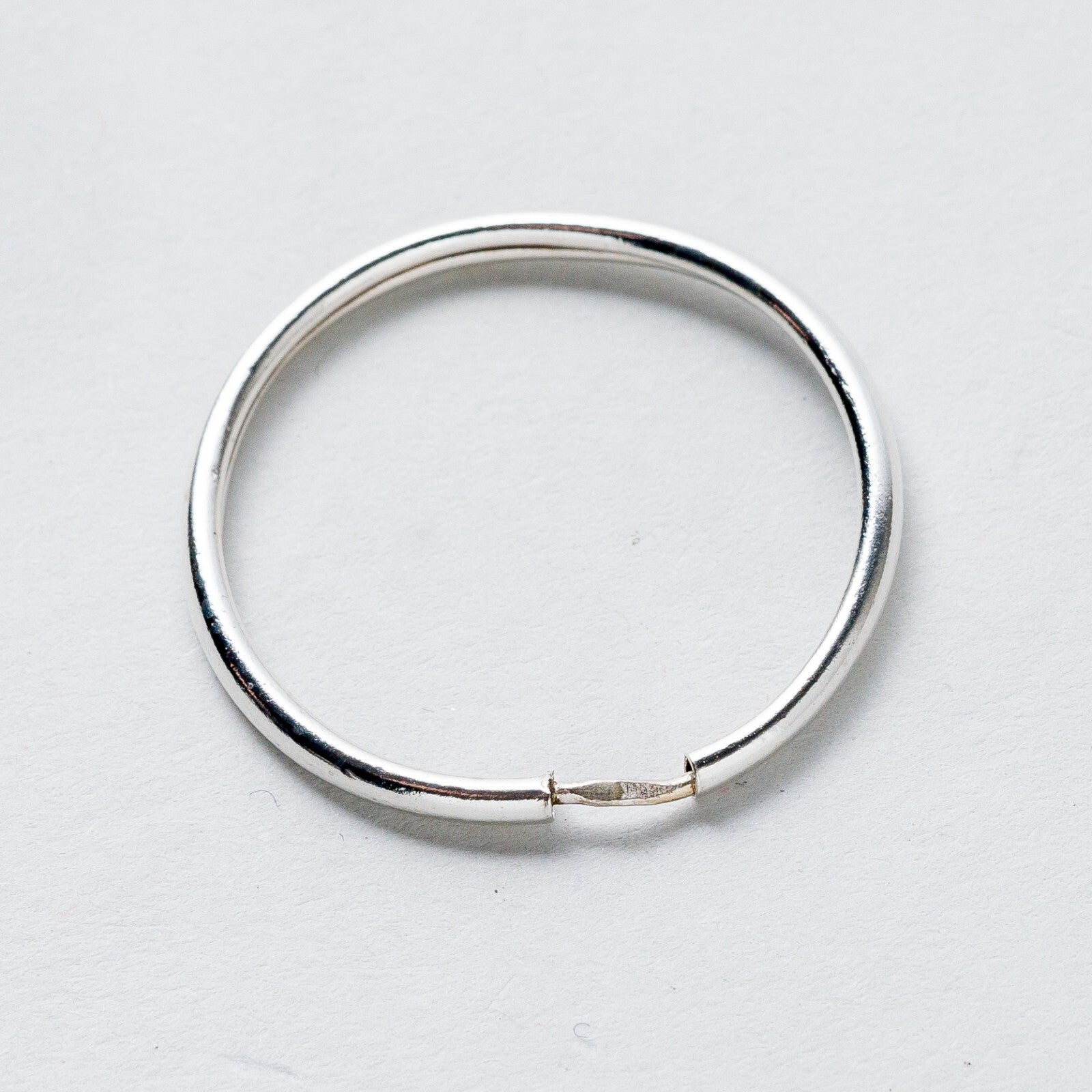 Einzelner Ohrring Creole Silber 925 0,68 g4