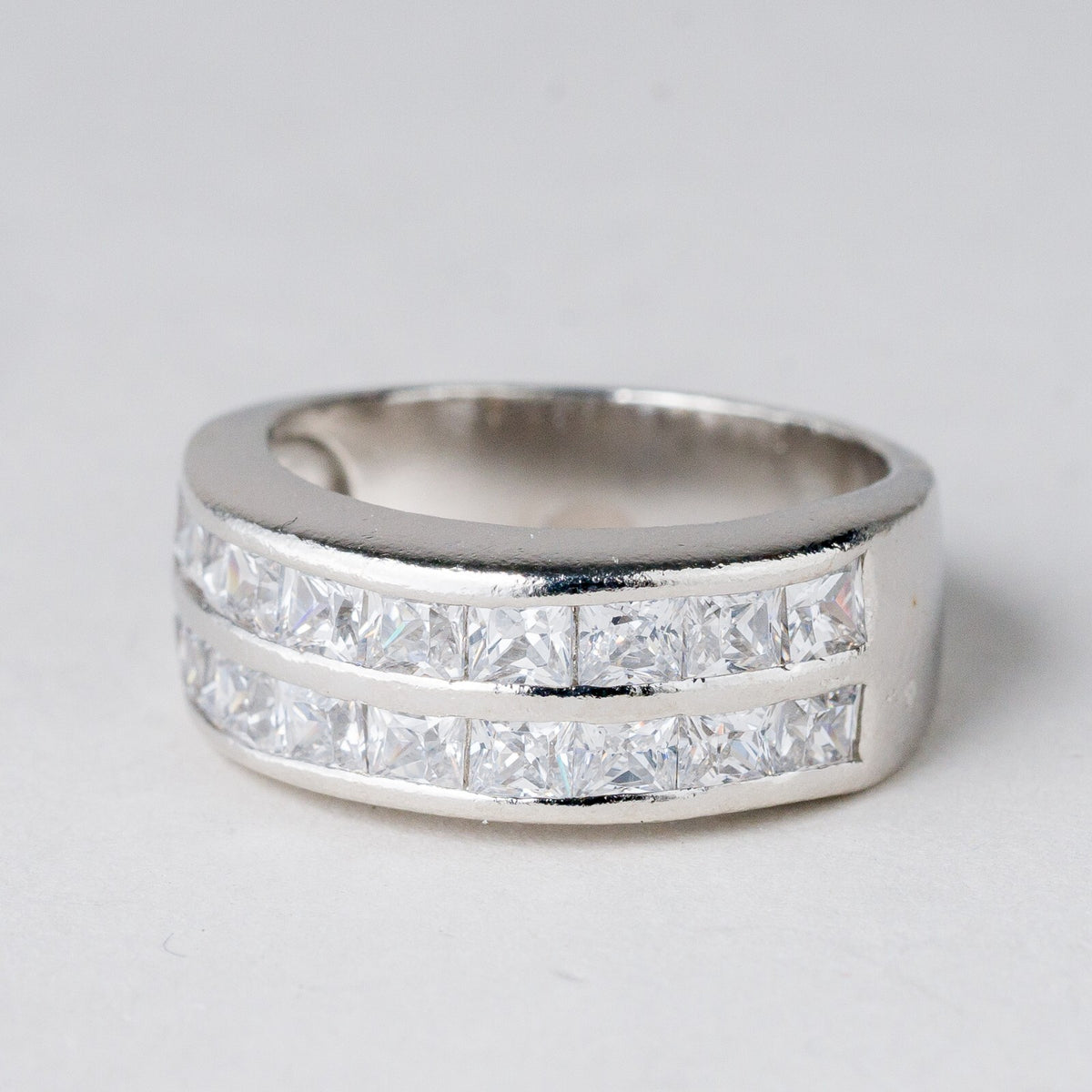 Silber Ring 925 Weiße Steine Größe 57 (18,1 mm Ø) 6,8 g0