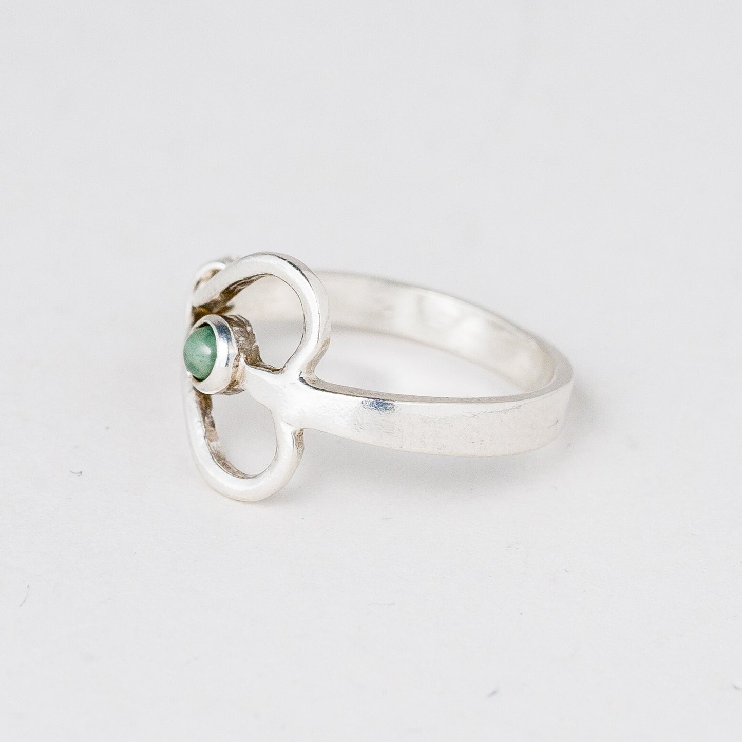 Silber Ring 52 (16,5 mm Ø) Grüner Stein 2,16 g5