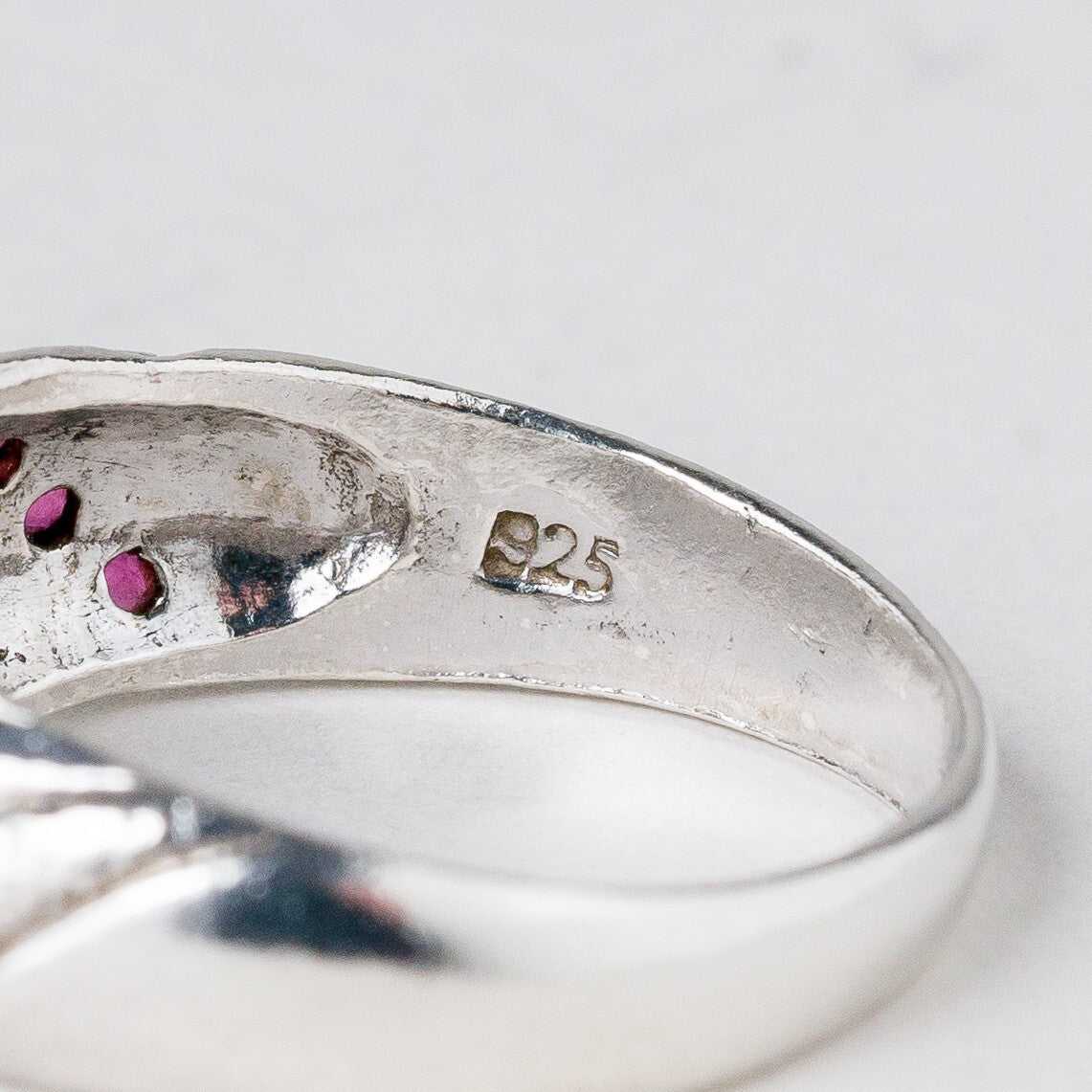 Silber Ring 925 Rote Steine Größe 57 (18,1 mm Ø) 3,77 g7