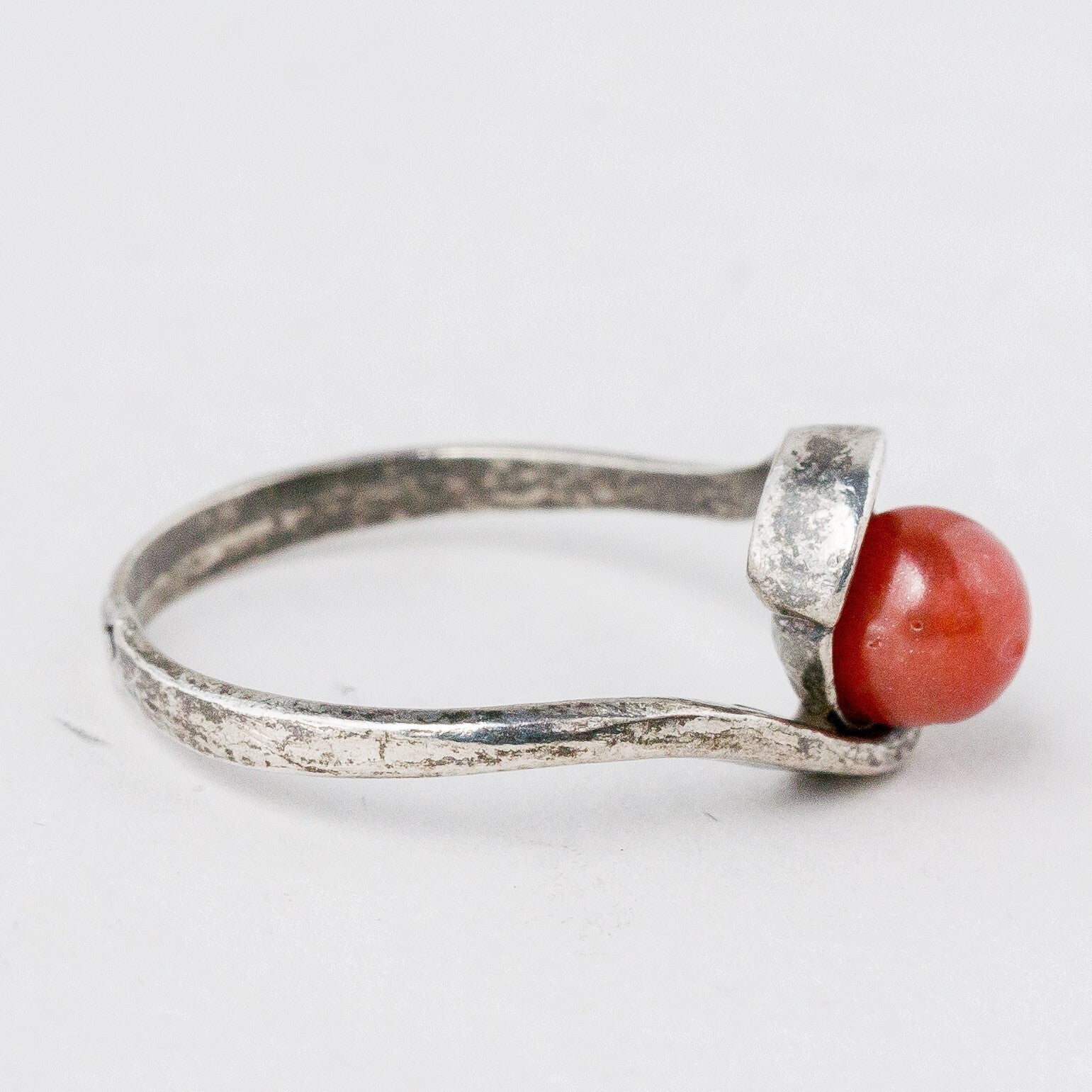 Silber Ring 50 (15,9 mm Ø) Roter Stein 1,6 g2